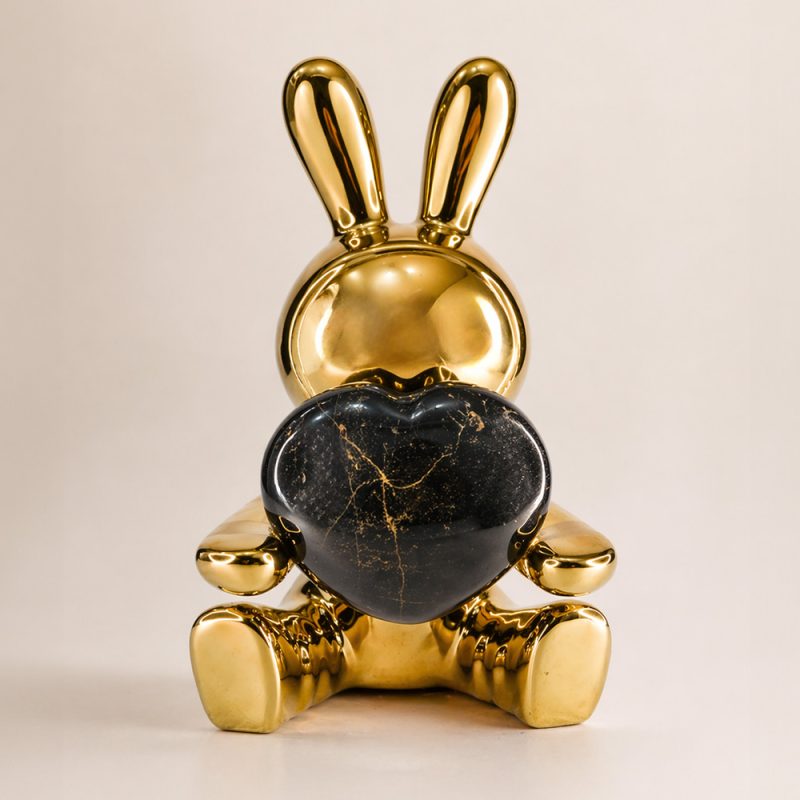 Conejo de cerámica y Turmalina